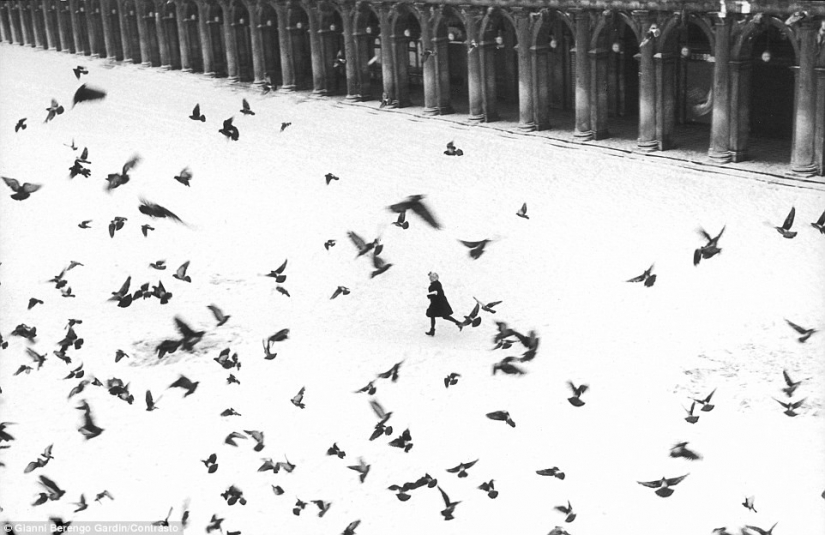 Una fuga de Italia en las imágenes de culto fotógrafo Gianni Berengo Gardena Una fuga de Italia en las imágenes de culto fotógrafo Gianni Berengo Gardena