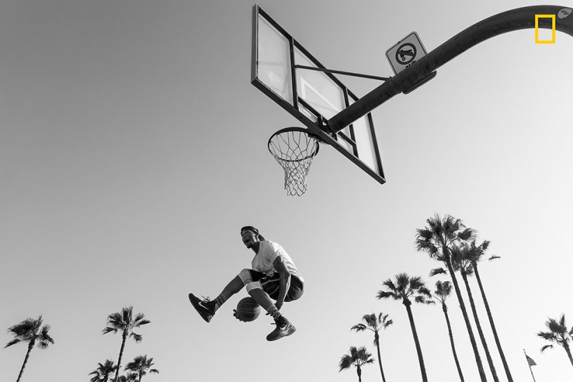 Una orgullosos de mujeres Cubanas y feliz monjes Tibetanos, en el National Geographic photo contest: la Gente Una orgullosos de mujeres Cubanas y feliz monjes Tibetanos, en el National Geographic photo contest: la Gente