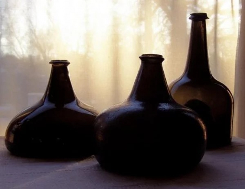 Una sola botella de vino para los Mosqueteros, o, Como hemos sido engañados por Dumas Una sola botella de vino para los Mosqueteros, o, Como hemos sido engañados por Dumas