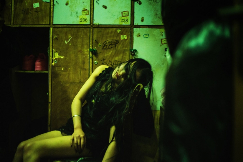 Undersky: el secreto de la vida detrás de las escenas de Chino Discotecas