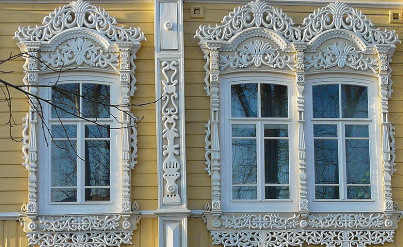 Usted puede comprar los marcos de las ventanas ruso casas: el simbolismo en la arquitectura de madera