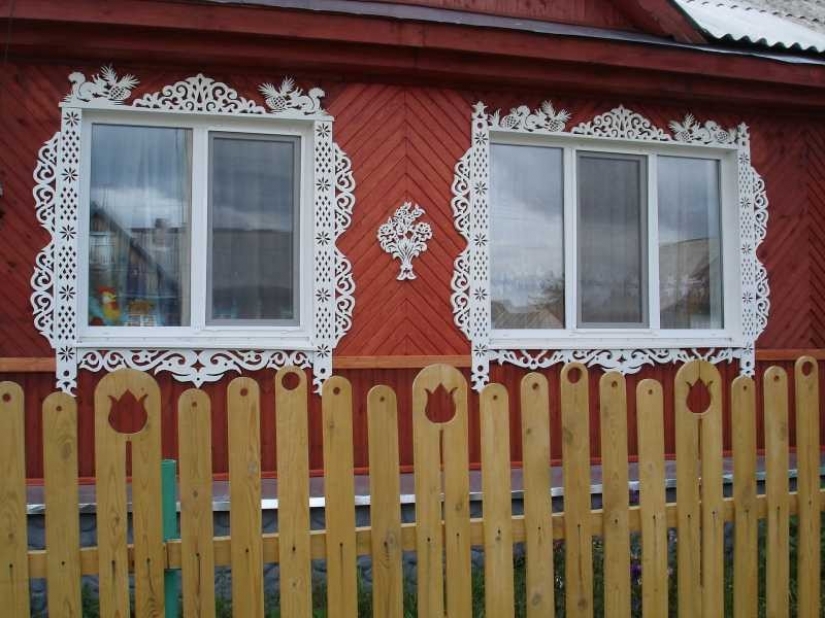 Usted puede comprar los marcos de las ventanas ruso casas: el simbolismo en la arquitectura de madera
