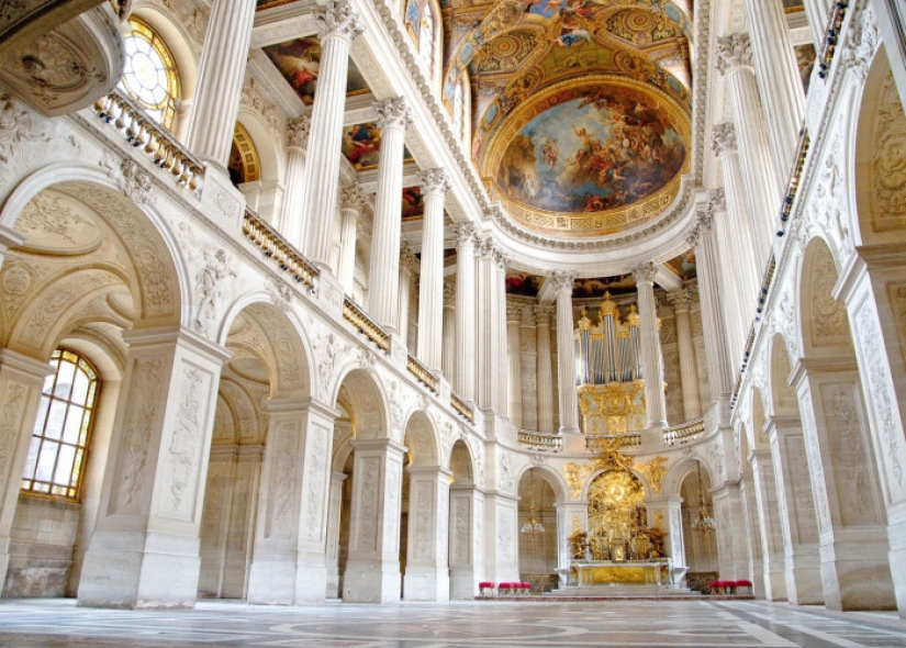 Versailles — a magnificent Palace, in which there was not a single toilet Versailles — a magnificent Palace, in which there was not a single toilet