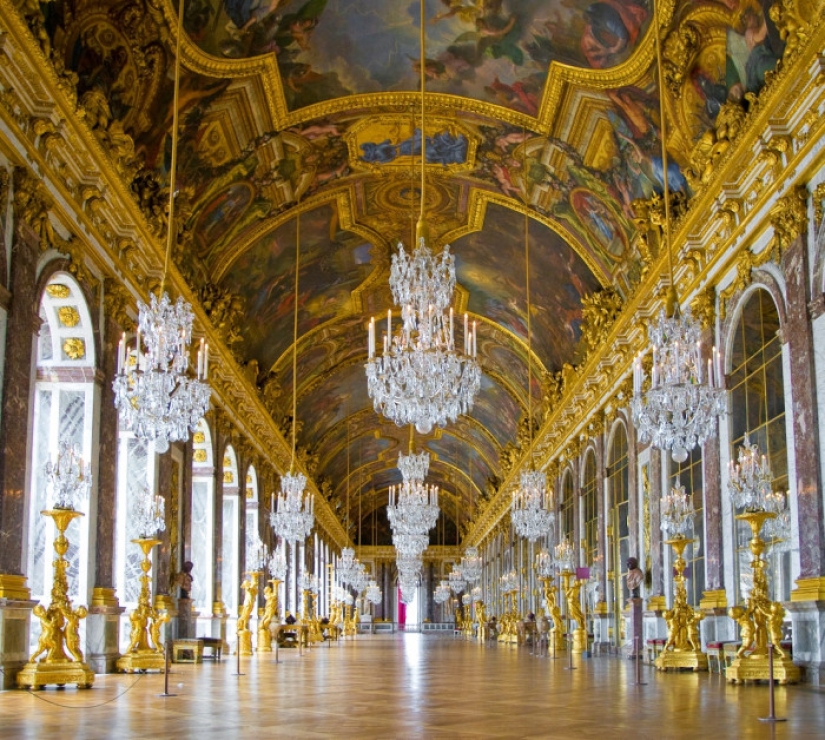 Versailles — a magnificent Palace, in which there was not a single toilet Versailles — a magnificent Palace, in which there was not a single toilet