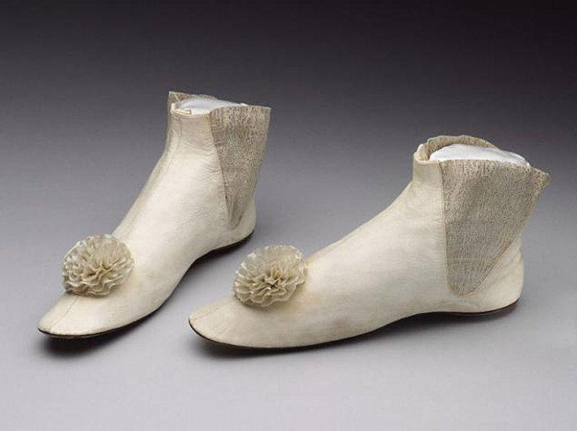 Vestido de novia — 200 años de historia Vestido de novia — 200 años de historia