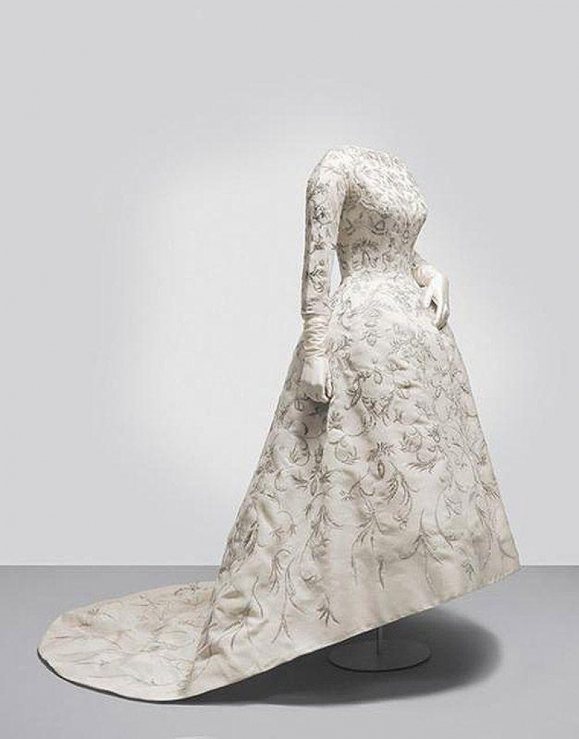 Vestido de novia — 200 años de historia Vestido de novia — 200 años de historia