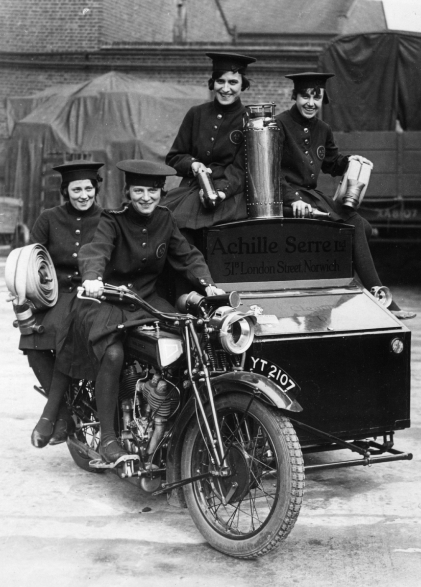 Vintage photo cool girls on motorcycles Vintage photo cool girls on motorcycles