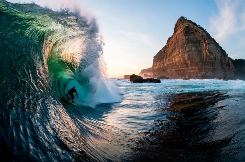 Waves, surfing, ocean: best photo contest Nikon Surf Photography Awards 2020
