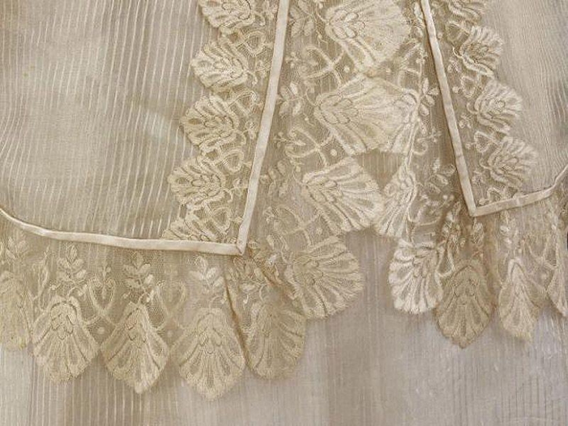 Wedding dress — 200 years of history