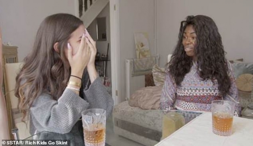 "What do you mean you have no food?": the daughter of a millionaire into a poor family "What do you mean you have no food?": the daughter of a millionaire into a poor family