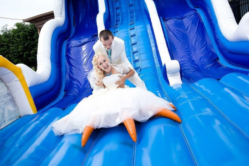 What not to do at a wedding What not to do at a wedding