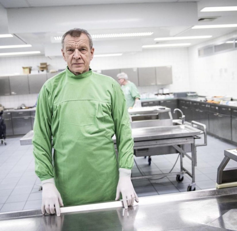 What we found out after the autopsy the bodies of victims of coronavirus What we found out after the autopsy the bodies of victims of coronavirus