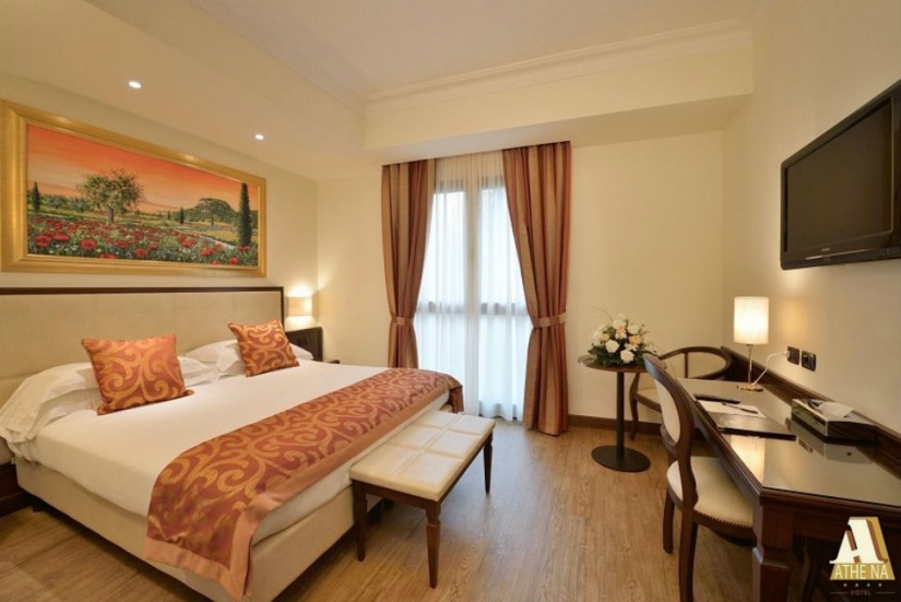 Why you should not trust advertising photos hotels online