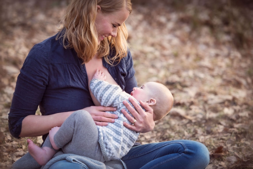 World breastfeeding week: look how beautiful mom's feed their kids World breastfeeding week: look how beautiful mom's feed their kids