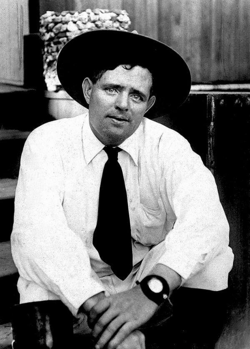 Writers, what you haven't seen them Writers, what you haven't seen them