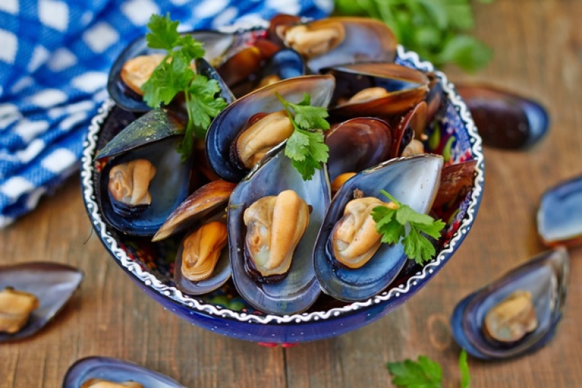 10 foods to cheer you up