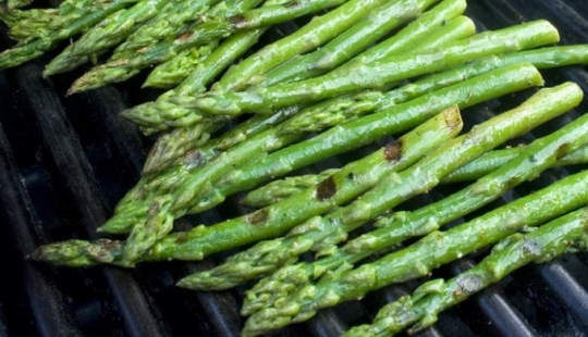 10 foods to cheer you up