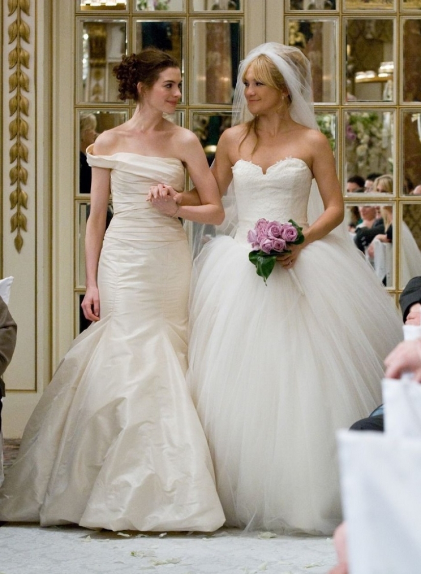 10 iconic wedding dresses