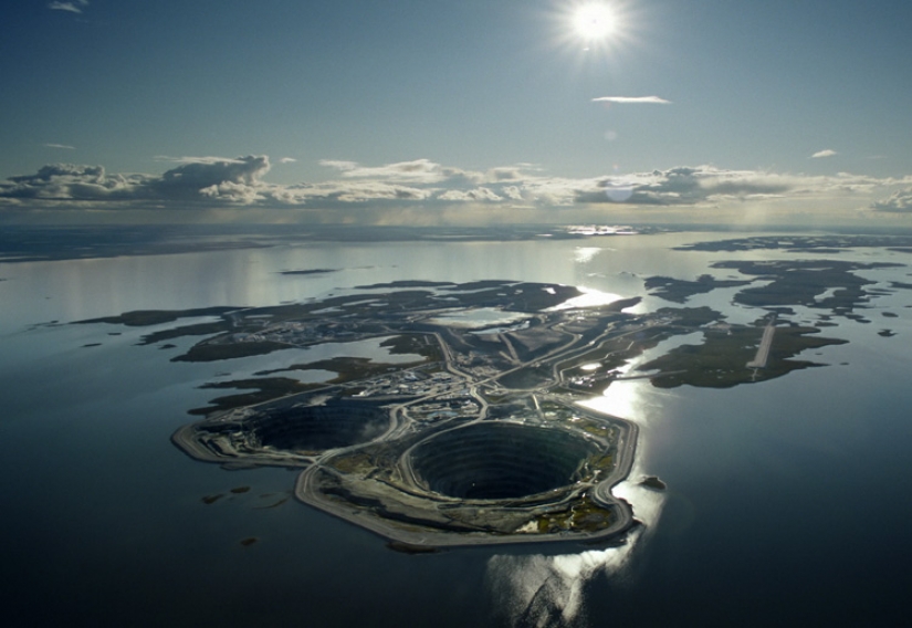 10 man-made black holes on the body of the Earth