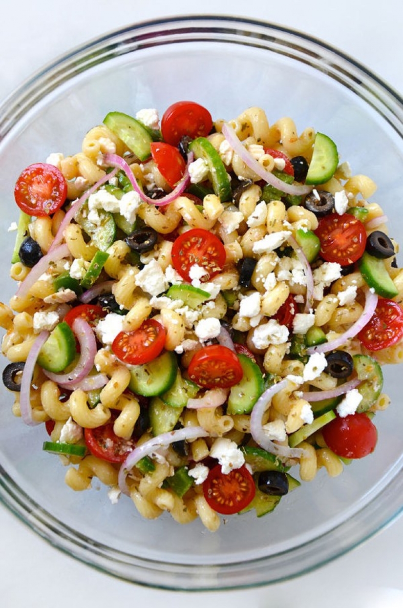 10 salads that prove that healthy eating is delicious