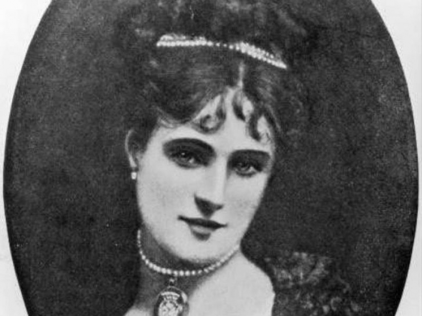 10 women of easy virtue, whose names are firmly entrenched in history 10 women of easy virtue, whose names are firmly entrenched in history