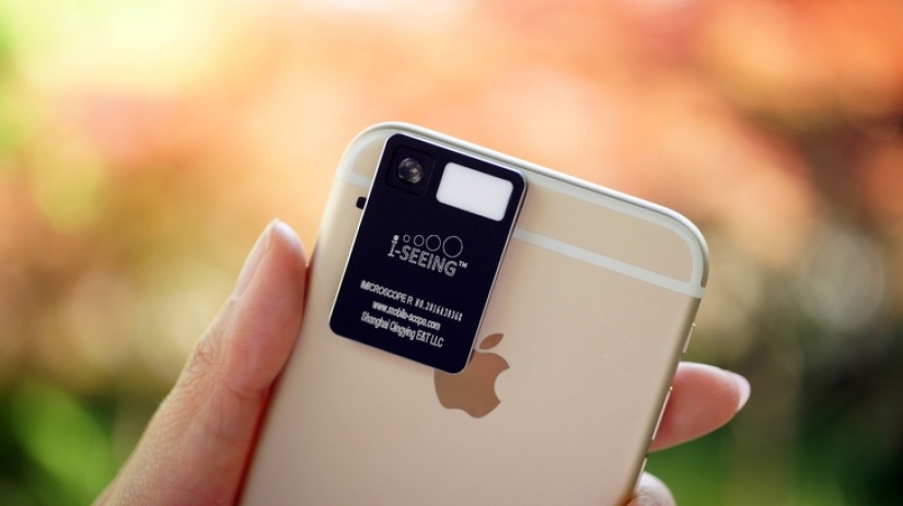 11 crazy gadgets for your phone