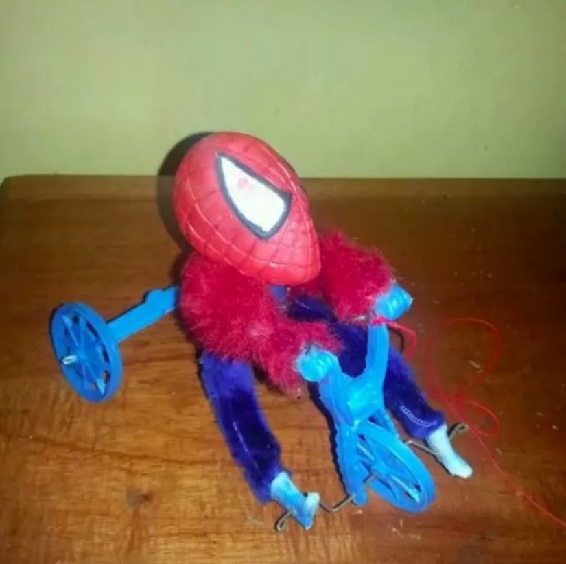 11 toys that were supposed to make kids happy but actually scare adults