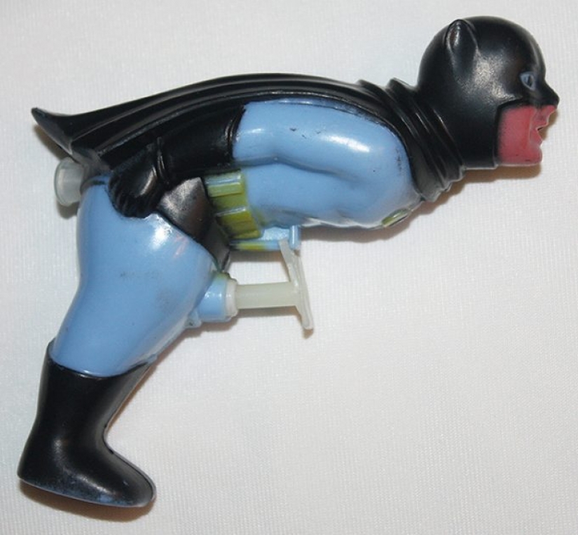 11 toys that were supposed to make kids happy but actually scare adults
