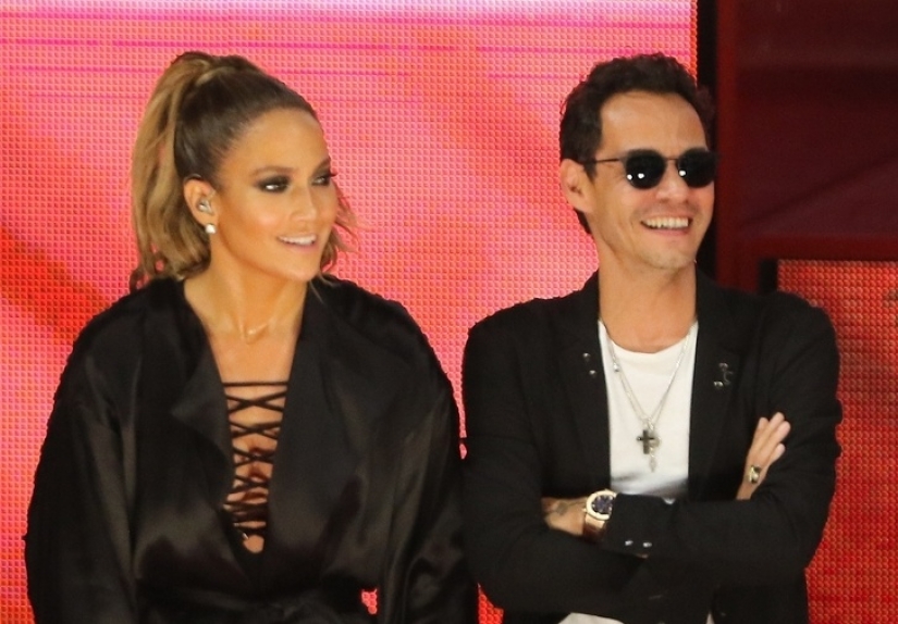 12 celebridades que siguieron siendo amigas después de su ruptura