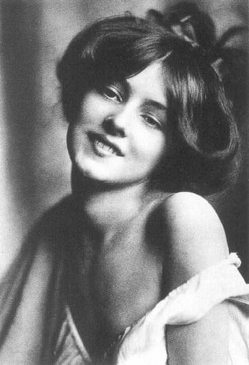 12 fotos que demuestran que la belleza de las generaciones anteriores es única 12 fotos que demuestran que la belleza de las generaciones anteriores es única