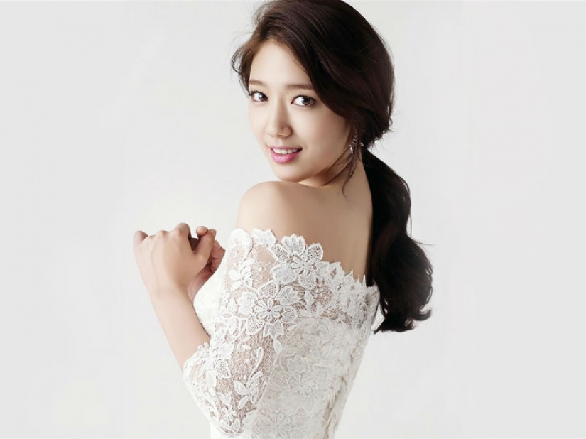 12 most beautiful Asian stars we don't know anything about