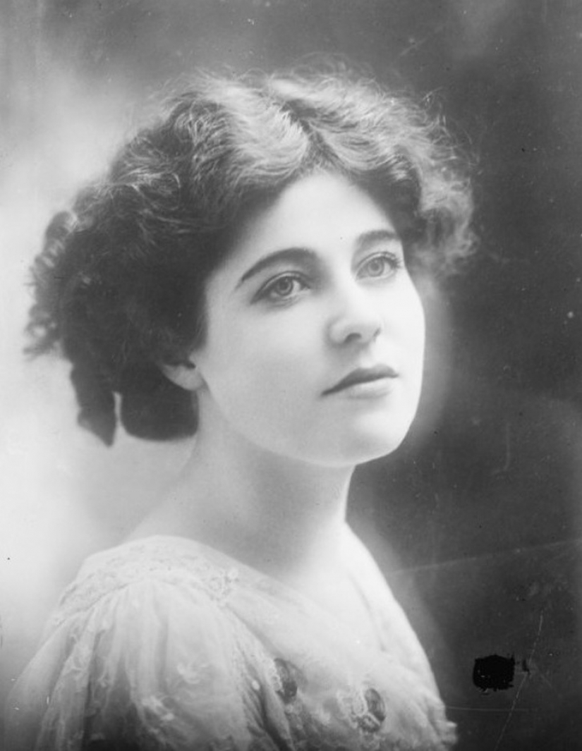 12 photos proving that the beauty of previous generations is unique 12 photos proving that the beauty of previous generations is unique