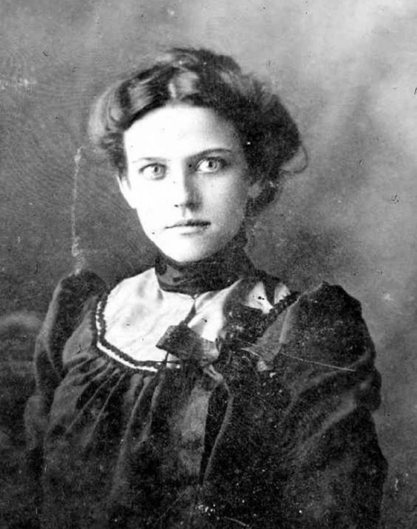 12 photos proving that the beauty of previous generations is unique 12 photos proving that the beauty of previous generations is unique