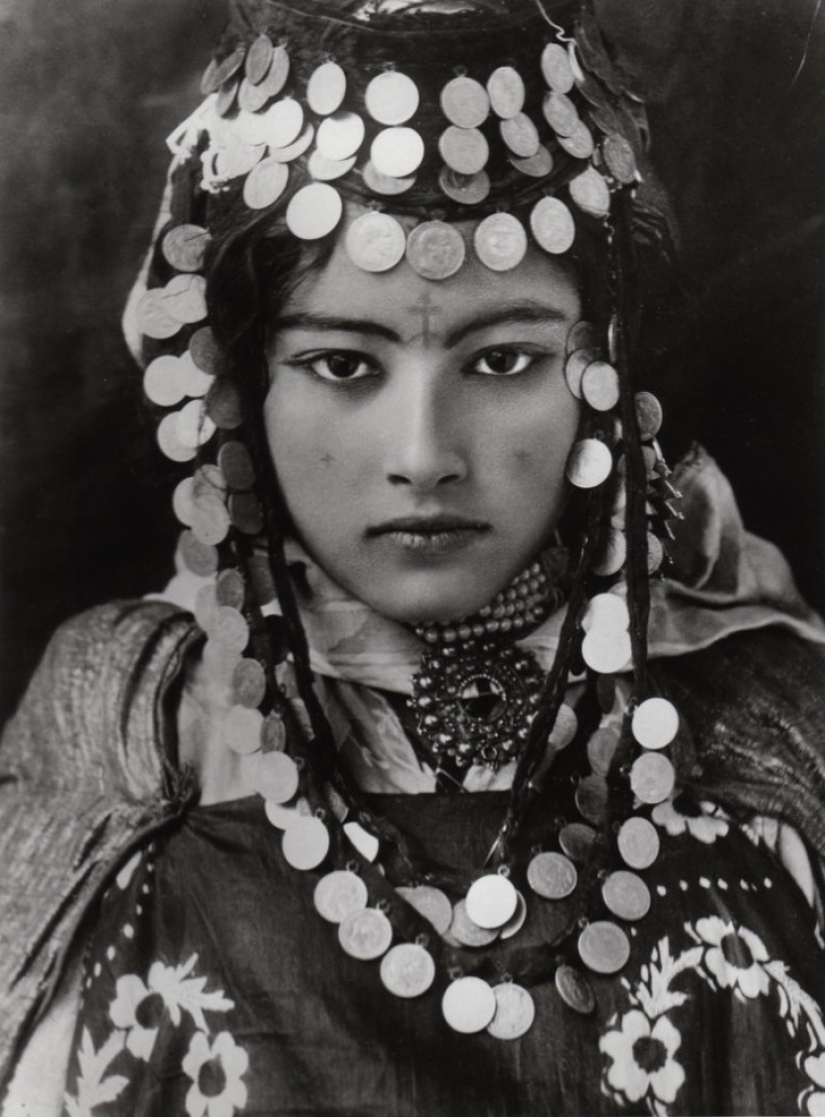 12 photos proving that the beauty of previous generations is unique 12 photos proving that the beauty of previous generations is unique