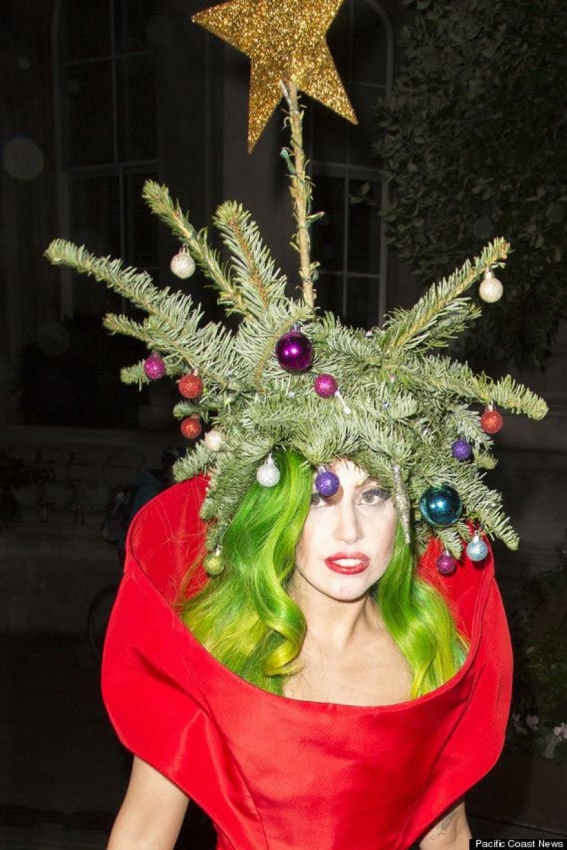 13 de la más fea de árboles de Navidad