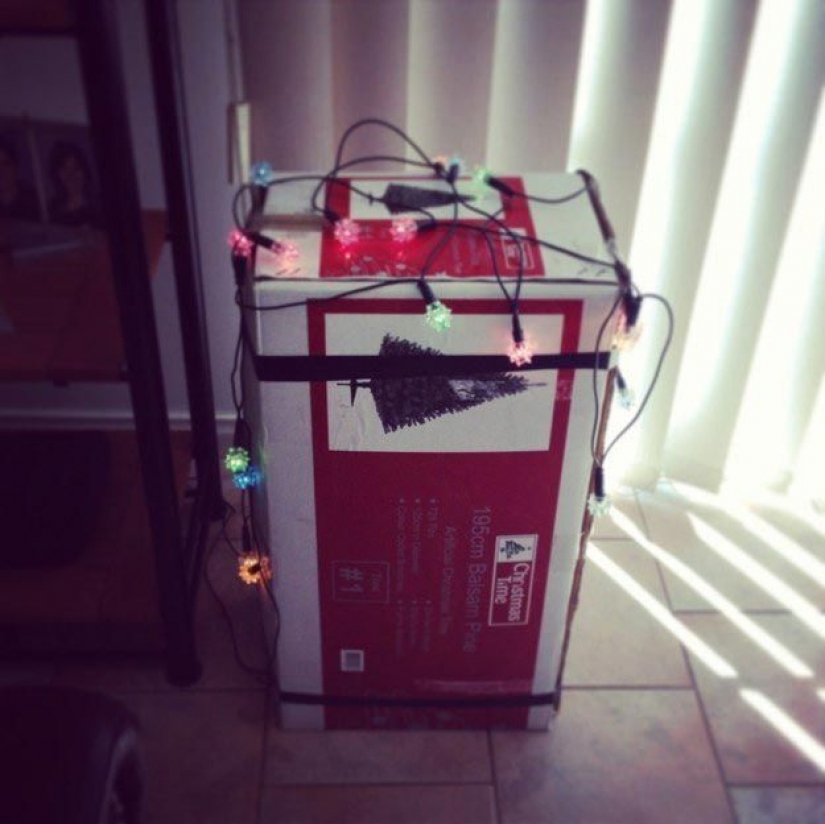 13 de la más fea de árboles de Navidad