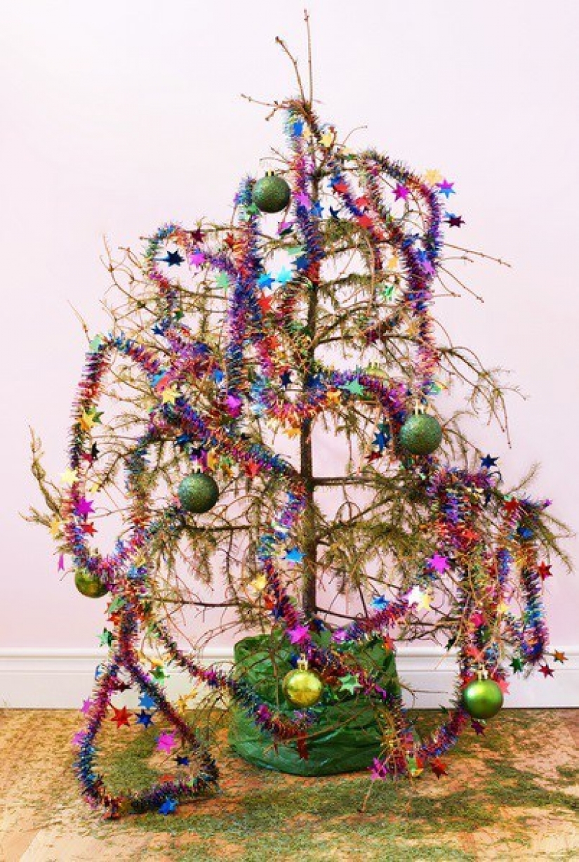 13 de la más fea de árboles de Navidad
