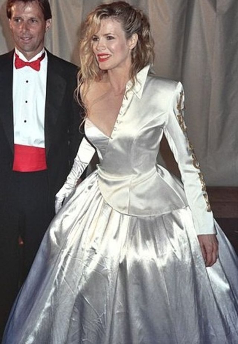 14 bold dresses that have entered history
