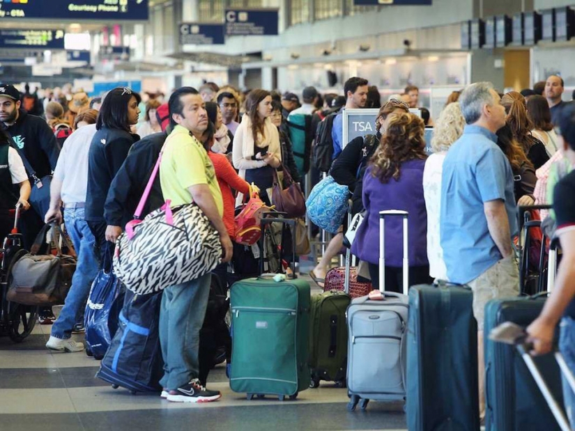 14 trucos de vida de los empleados del aeropuerto que harán que su próximo vuelo sea más fácil 14 trucos de vida de los empleados del aeropuerto que harán que su próximo vuelo sea más fácil