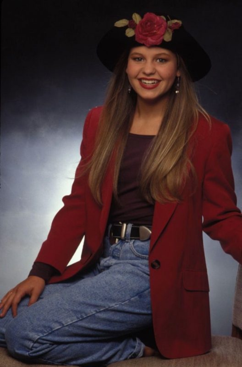 15 celebridades que se convirtieron en víctimas de la moda de los años 90