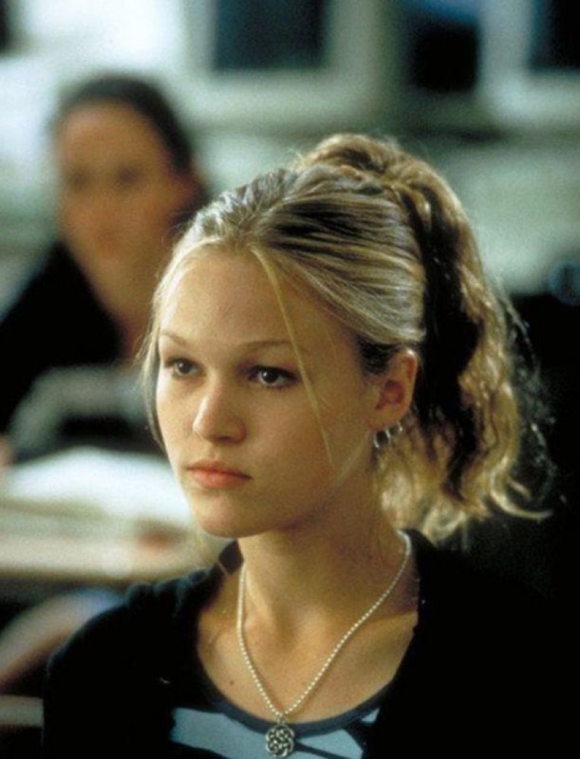 15 celebrities who became victims of the fashion of the 90s