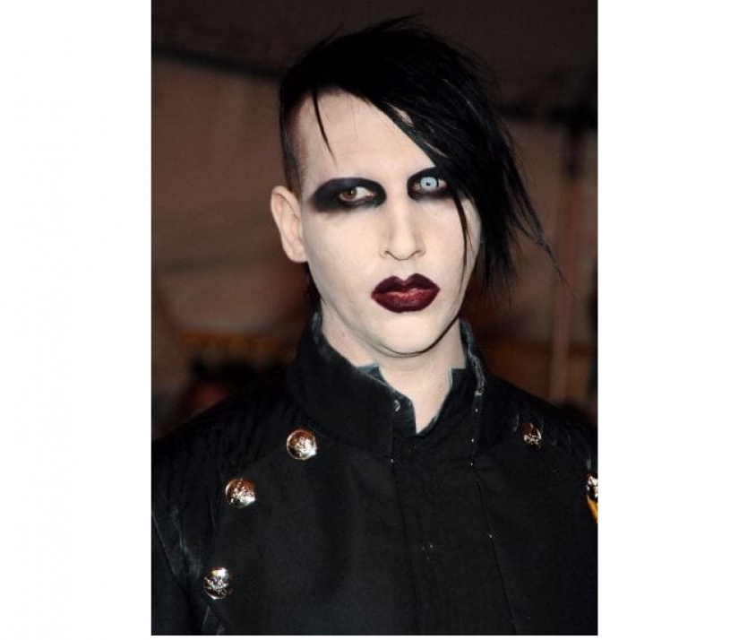15 facts about the unusual guy named Marilyn Manson