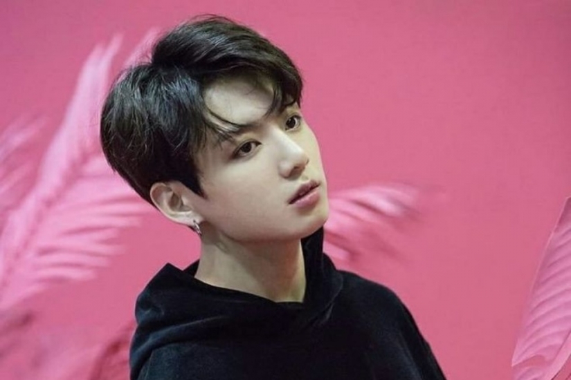 15 most handsome male faces of 2020, chosen by people from all over the world 15 most handsome male faces of 2020, chosen by people from all over the world