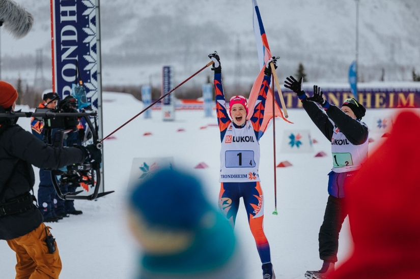15 películas de la marcha: "en el estado de ánimo para el Amor", "la tierra de los nómadas" y "Nadie"