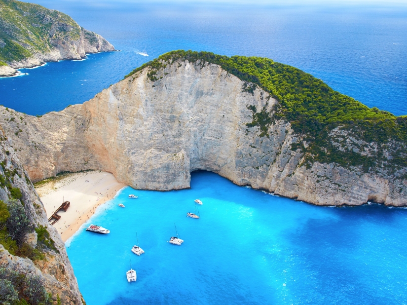 15 reasons to visit the Greek islands