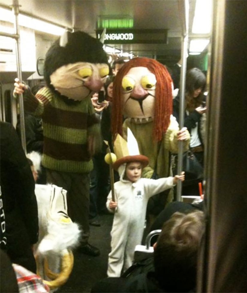 15 strange people seen on the subway 15 strange people seen on the subway