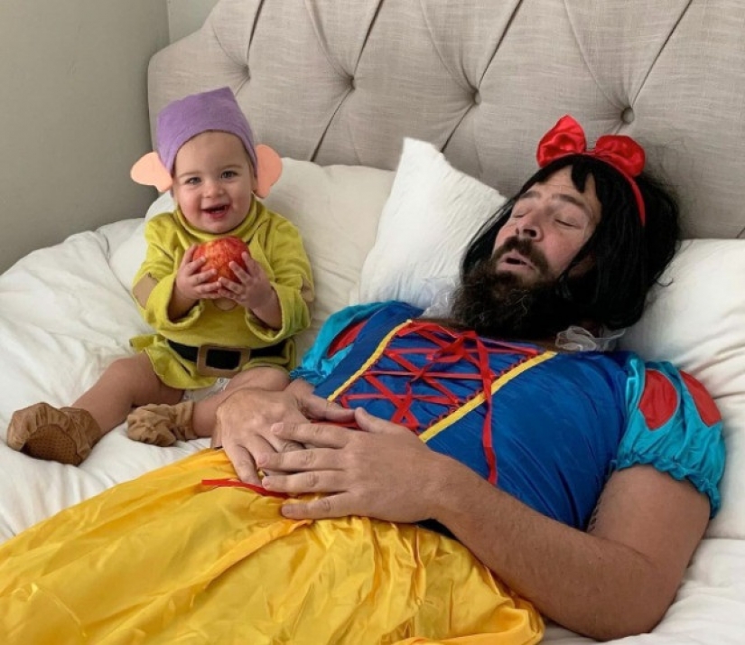 16 hilarious photos dads-merry and daughter-Babes