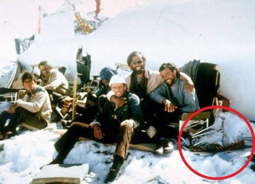 17 photos that hide inhumanly creepy stories