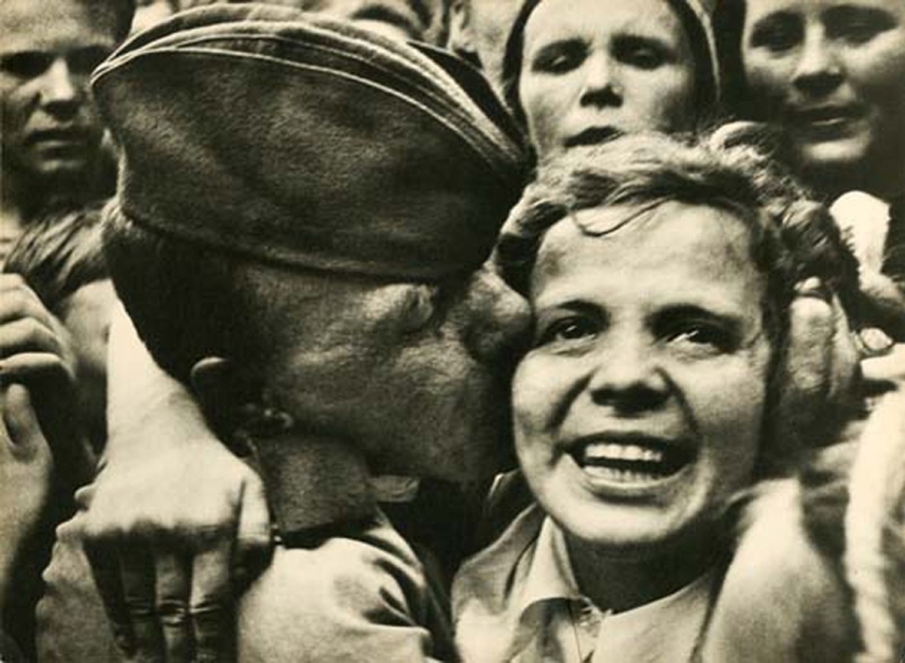 18 fotografías únicas de la era soviética presentadas en el Centro de Fotografía Hermanos Lumiere 18 fotografías únicas de la era soviética presentadas en el Centro de Fotografía Hermanos Lumiere