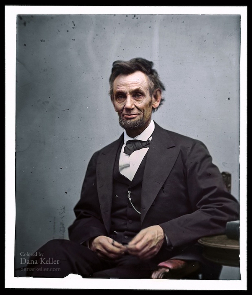 19 colored historical photographs